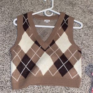 garage sweater top ALL PRICES NEGOTIABLE!